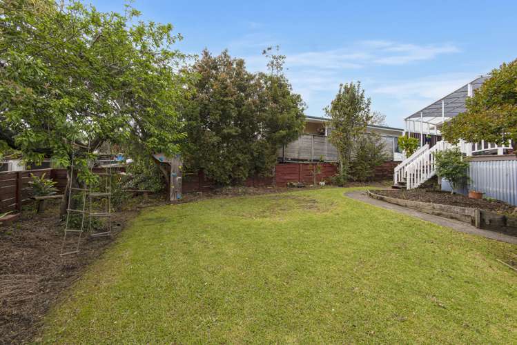 31 Clotworthy Crescent Onerahi_18