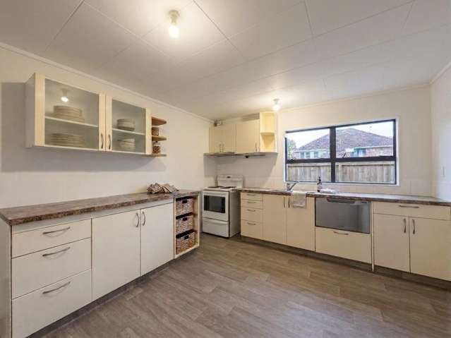 74B May Road Mount Roskill_4