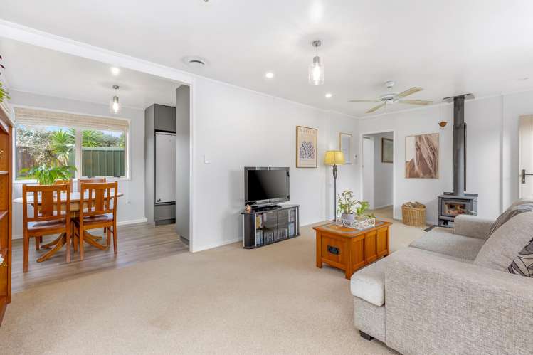 15 Clyma Place Massey_13