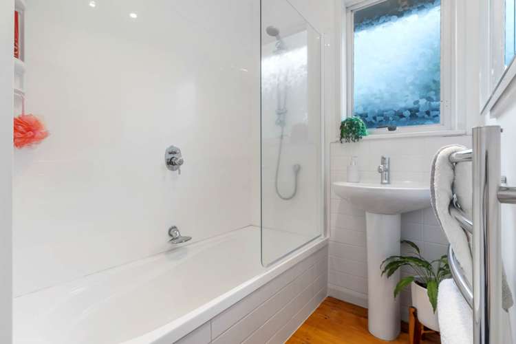 44 Hand Road Helensville_24