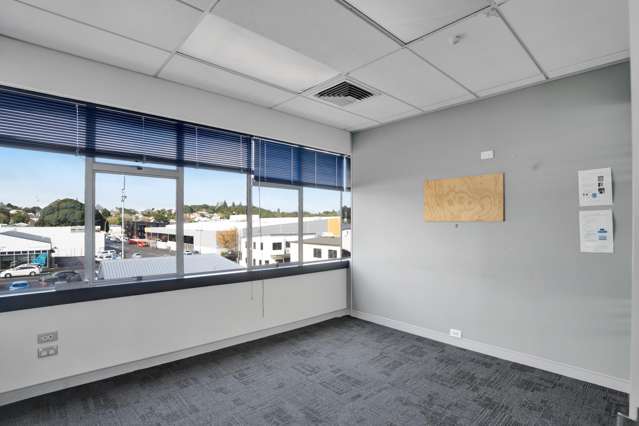 214 Devon Street East New Plymouth_4