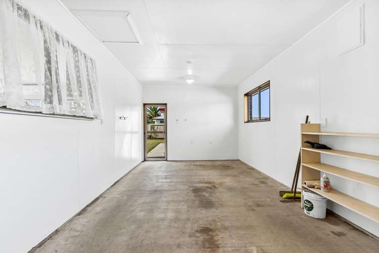 19 South Road Waipu_23