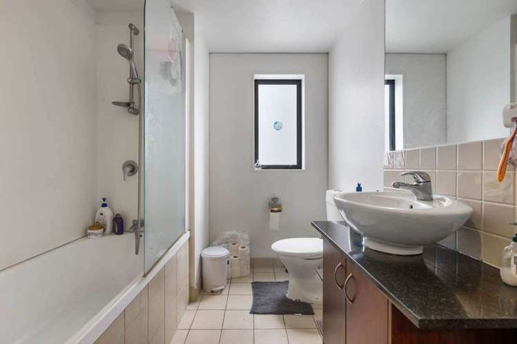 811/76 Wakefield Street City Centre_5