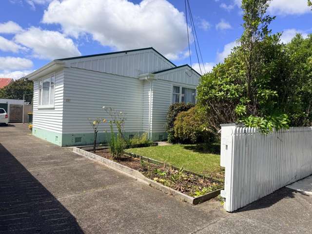  13 Pinny Avenue Epuni_4