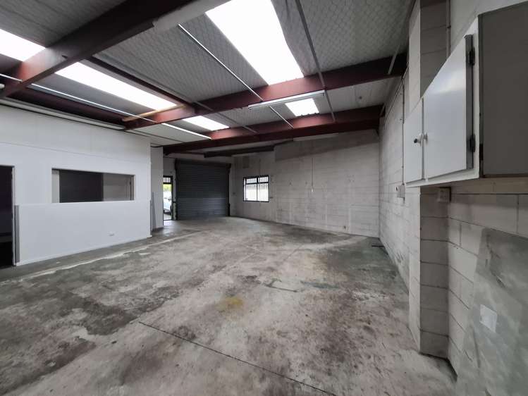 5/4 Heremai Street Henderson_2