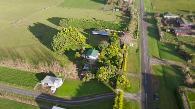296 Flora Road East Makarewa_38