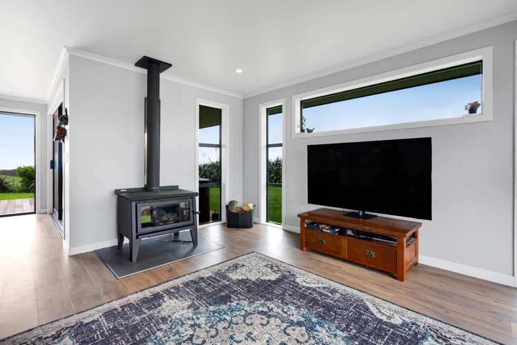 192 Dover Road Okato_4