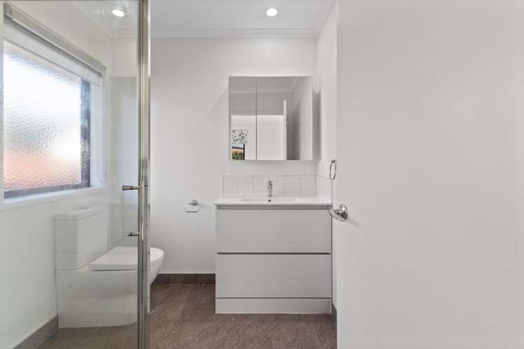 30 West Thompson Street Leamington_20