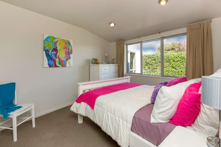 12 Hoihere Drive (Pvt) One Tree Point_14