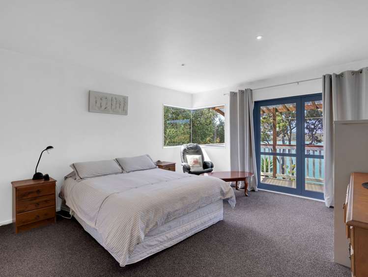 6 Mara Kai Lane Raglan_20