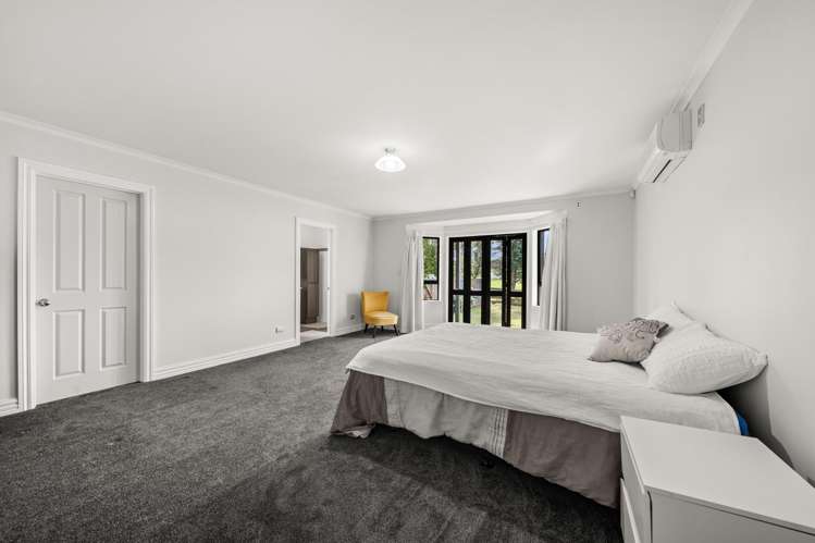 38 Portland Road Carterton_11