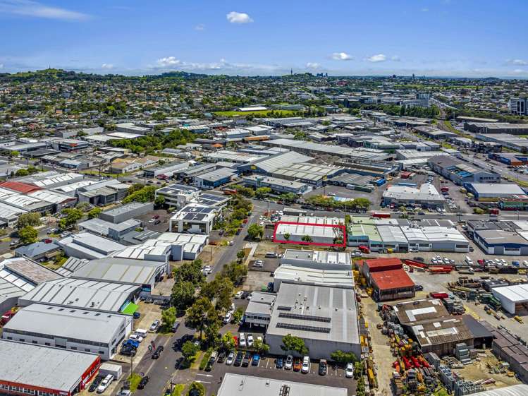 39 Olive Road Penrose_6