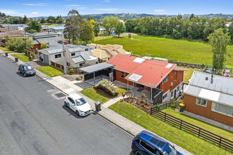 7 Armstrong Street Balclutha_32