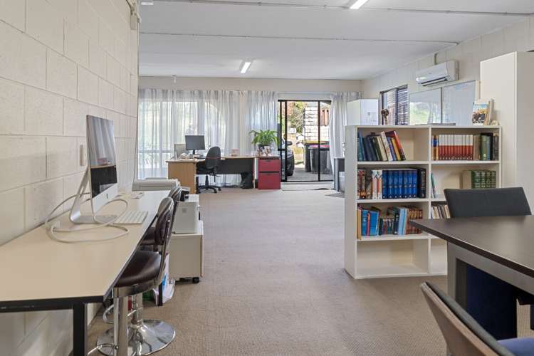 283 Welcome Bay Road Welcome Bay_9