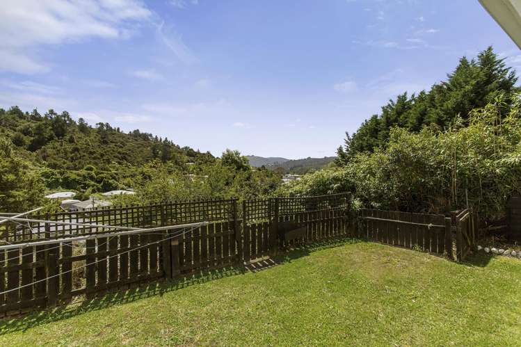 11 August Street Stokes Valley_10