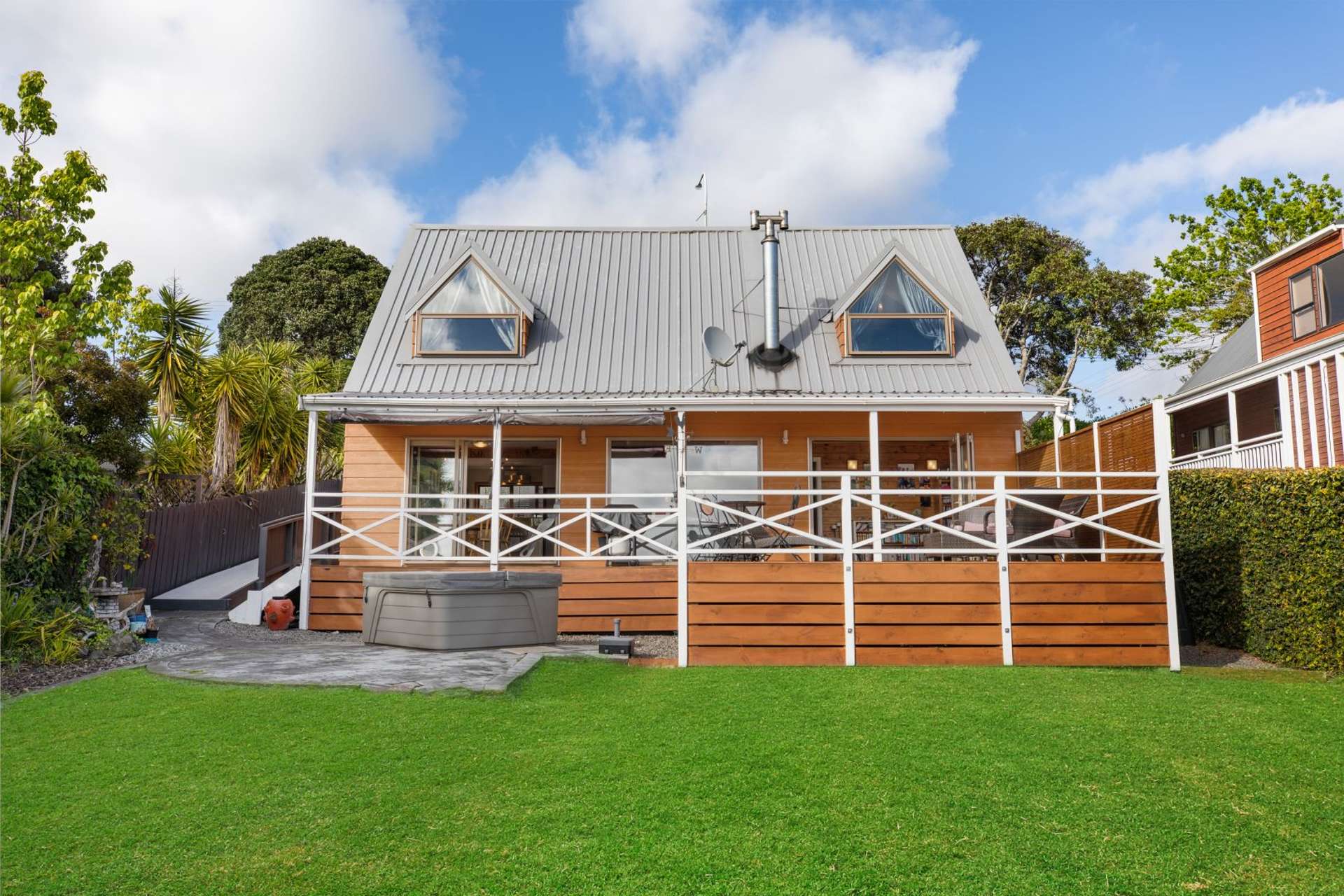 38 Whangaparaoa Road Red Beach_0