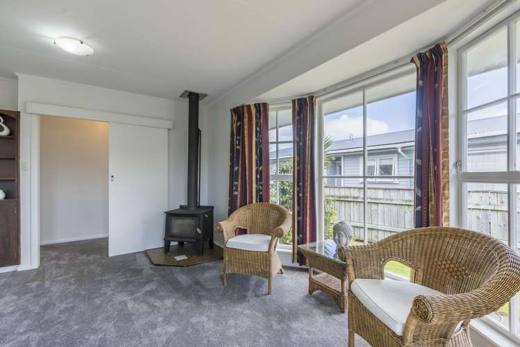 44 Walton Road Paraparaumu Beach_11