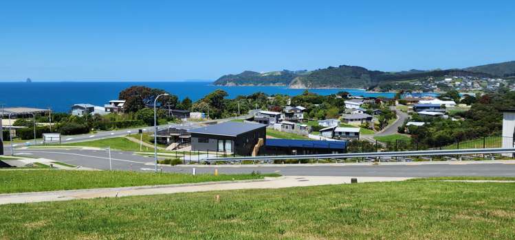 12 Blue Moon Rise Langs Beach_7