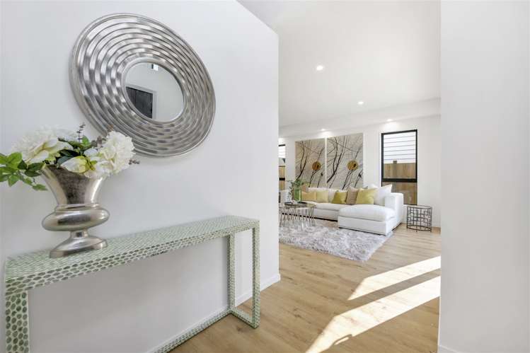 24 Dungloe Avenue Flat Bush_8