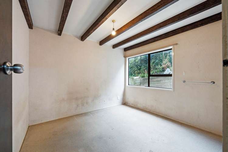 2/63 Eskdale Road Birkdale_4