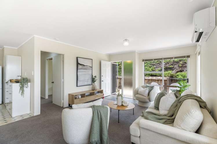 1/5 Teal Crescent Beach Haven_9