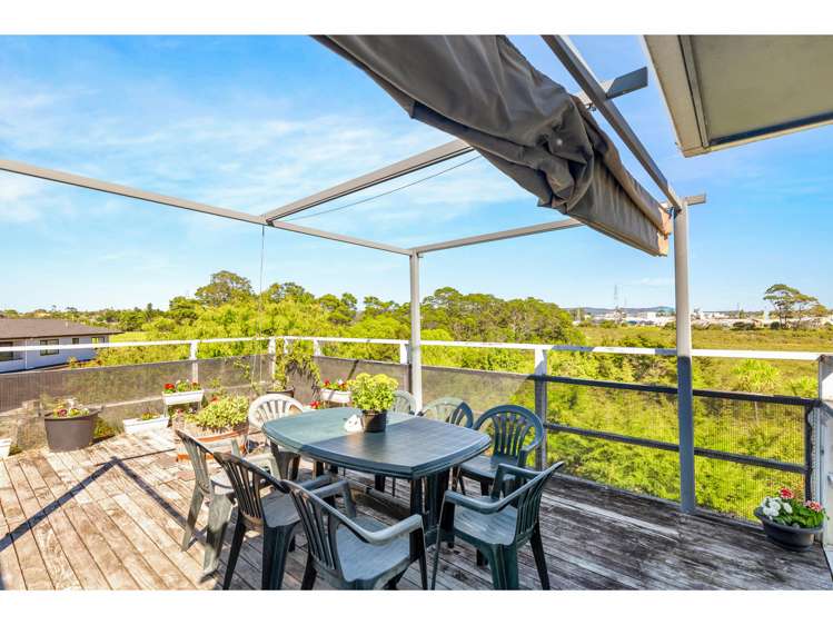 7 Celsmere Lane Te Atatu Peninsula_8