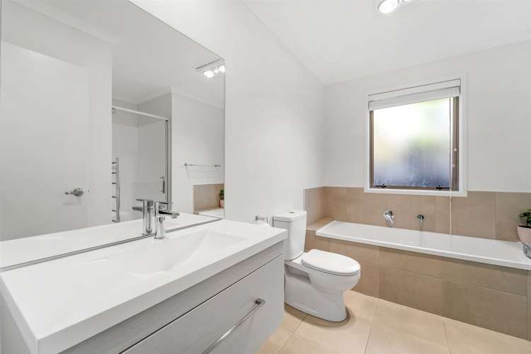 5 Tirohanga Crescent Stanmore Bay_19