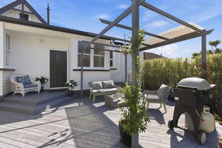 44 Buller Street New Plymouth_18