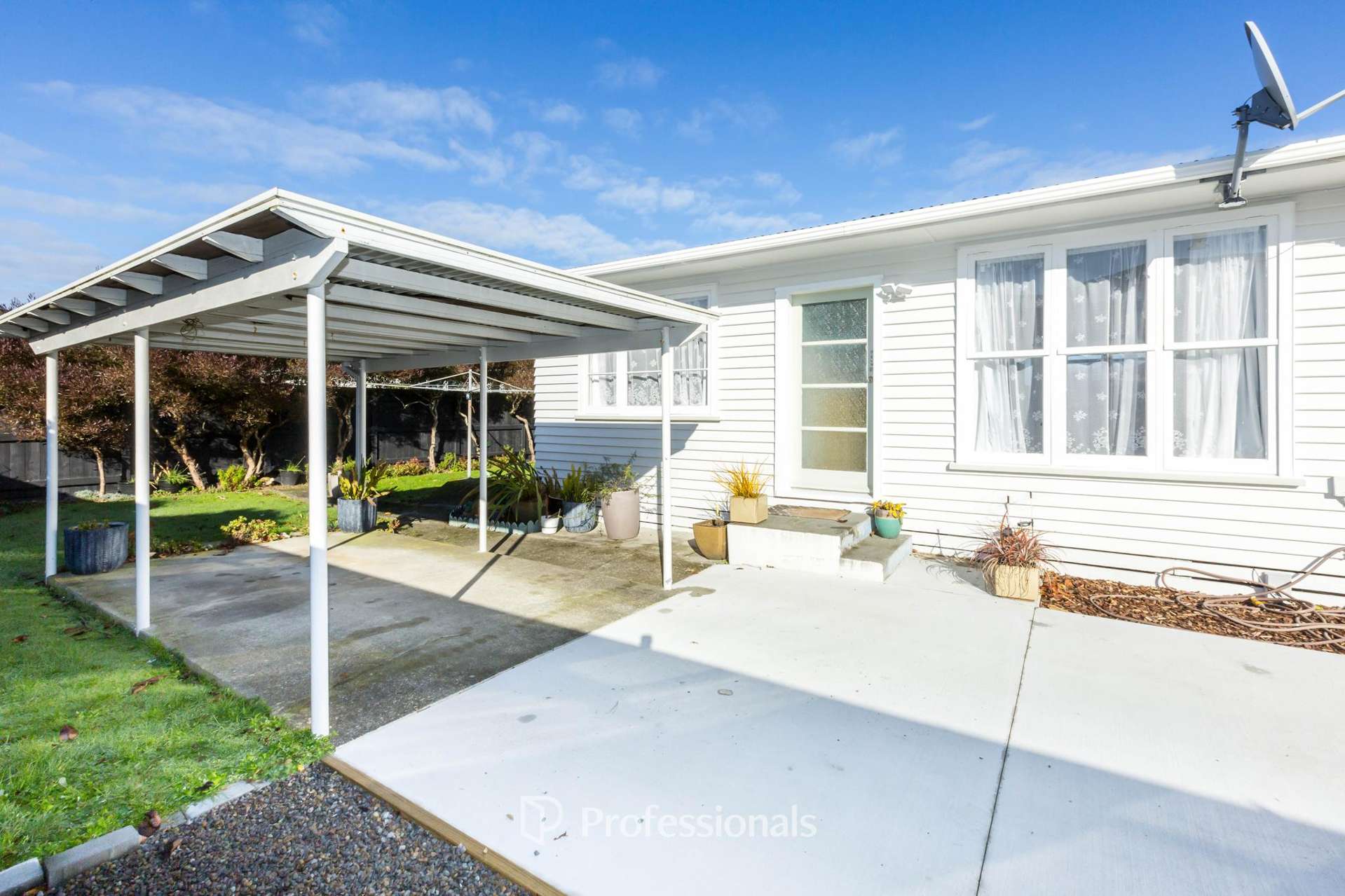 4/652 Fergusson Drive Trentham_0