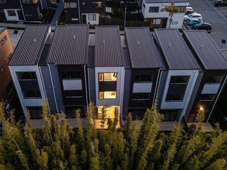 15 Don Oliver Lane Glen Eden_17