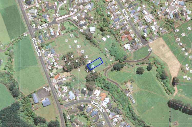 11 Lloyd Crescent Pukehangi_9