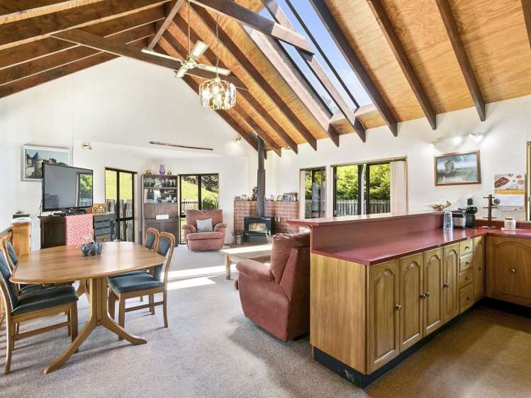 95 Sweetacres Drive Belmont_5