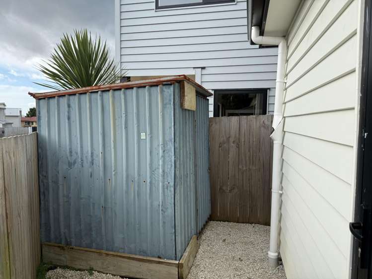 B/20 Castleford Street Green Bay_13