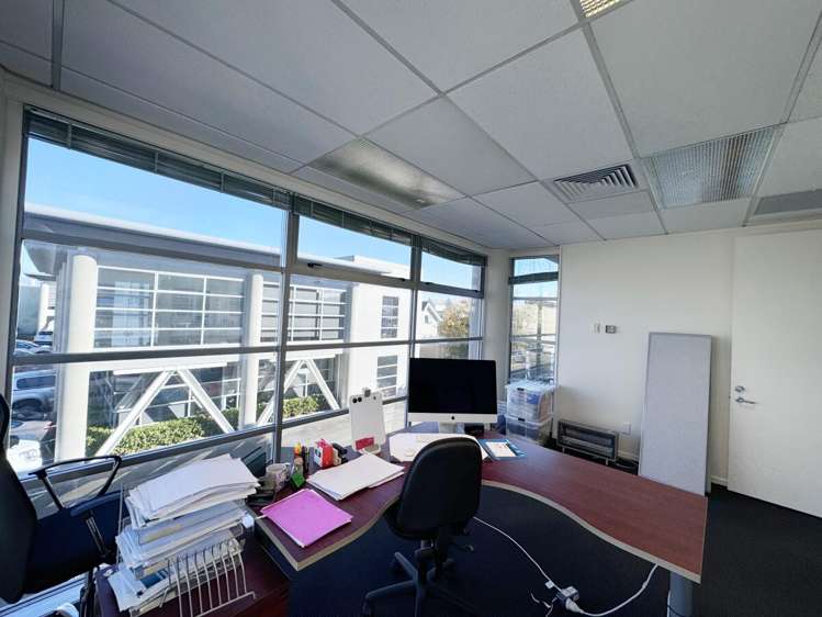 17B Leslie Hills Drive Riccarton_8