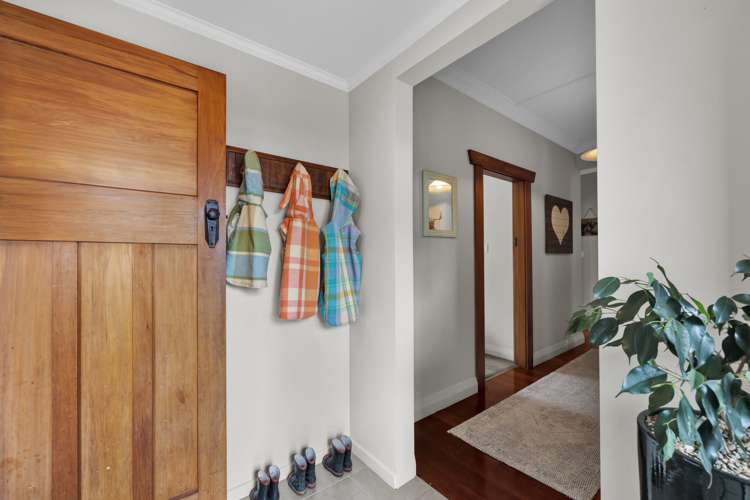 1048 Normanby Road Manaia_24