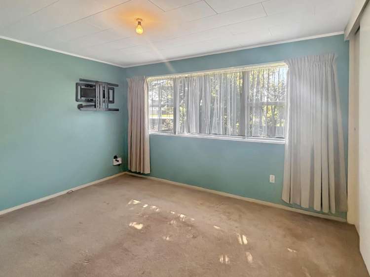 349 Kimbolton Road 10643_12