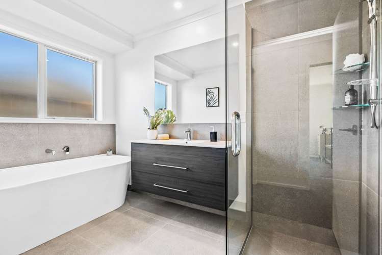 67 Kaurinui Crescent One Tree Point_16