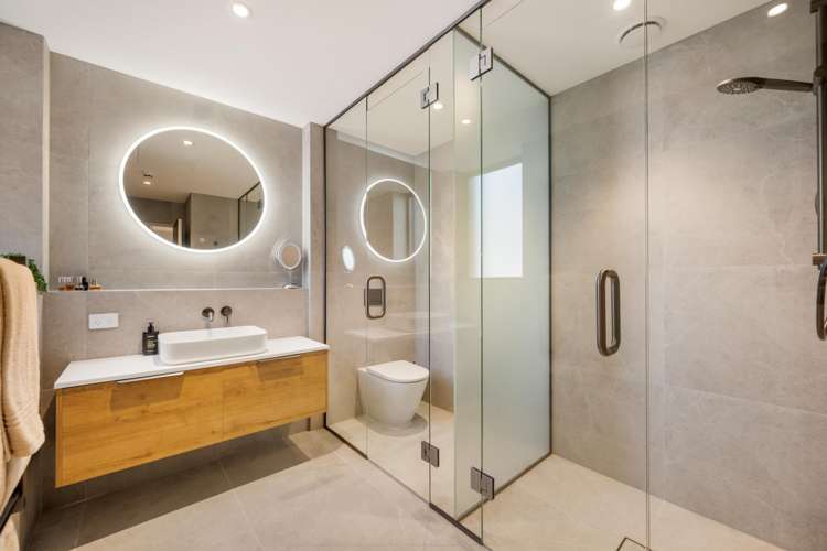 13/2 McKinlay Lane Jacks Point_16