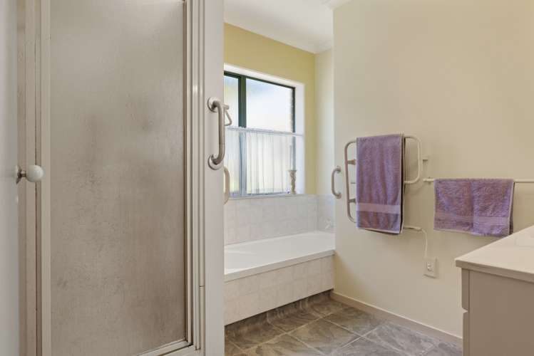 18a Lisbon Street Greerton_14