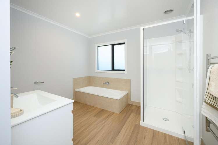 78B & 80A Warwick Street Feilding_13