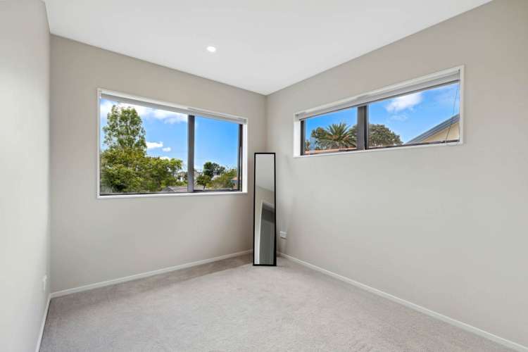 247c Glenfield Road Hillcrest_13