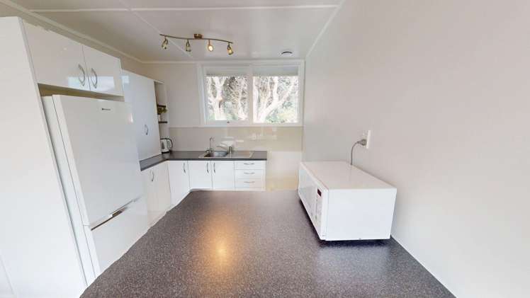 31 Ruapehu Street Paraparaumu_1