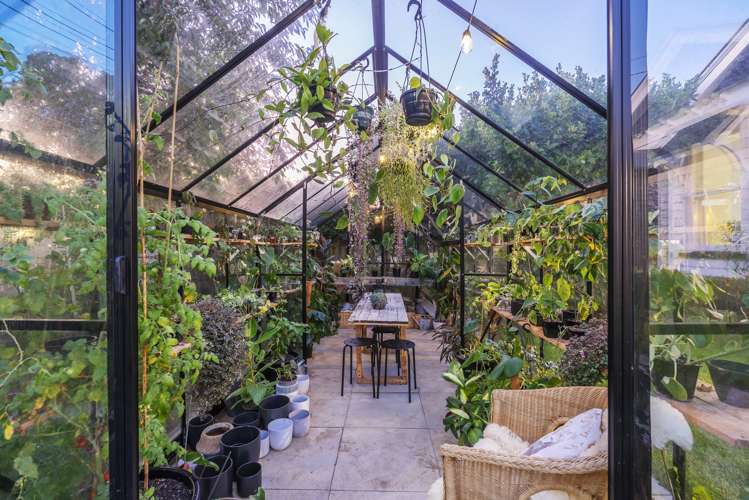 5 Selkirk Road Mount Albert_22