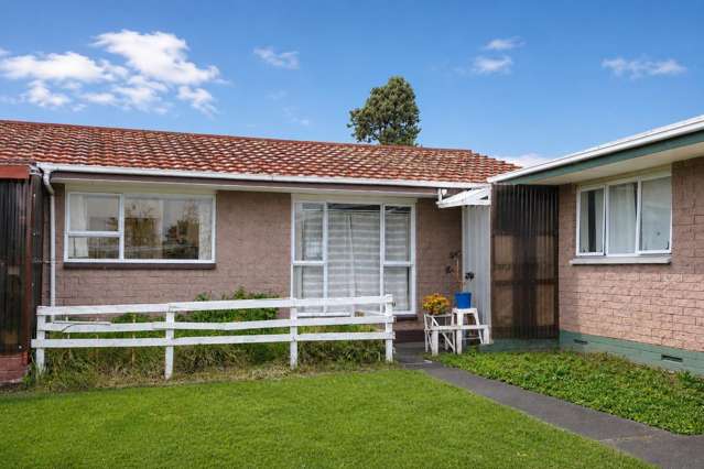 3 Bedrooms Unit at Mt Wellington