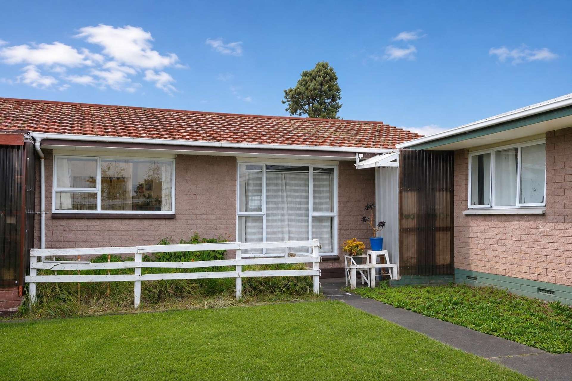 7/59A Fairburn Road 10057_0