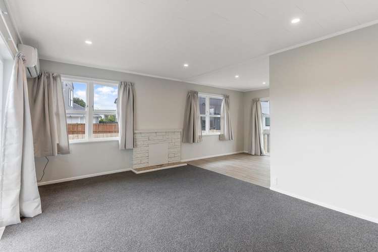 61 Gloria Avenue Te Atatu Peninsula_53
