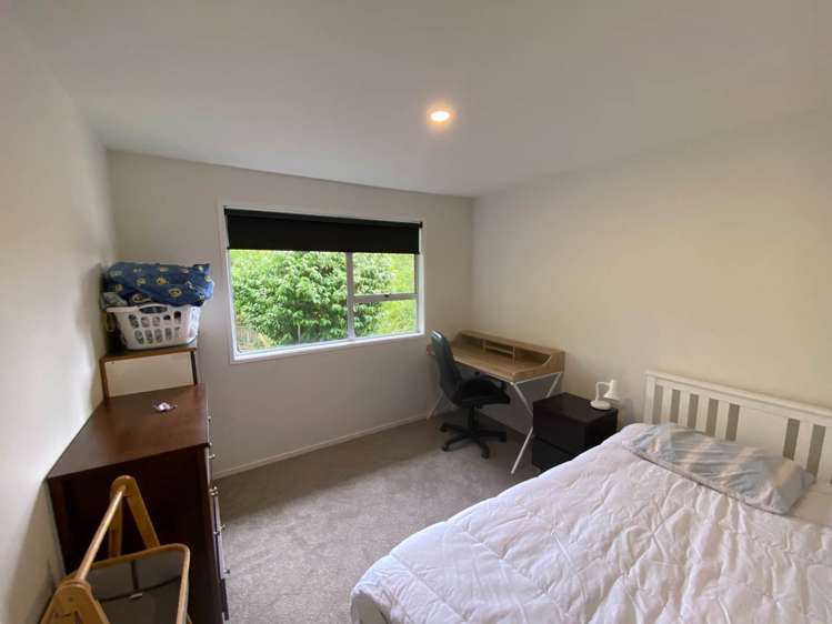 1/28 Mannering Place Hillcrest_5