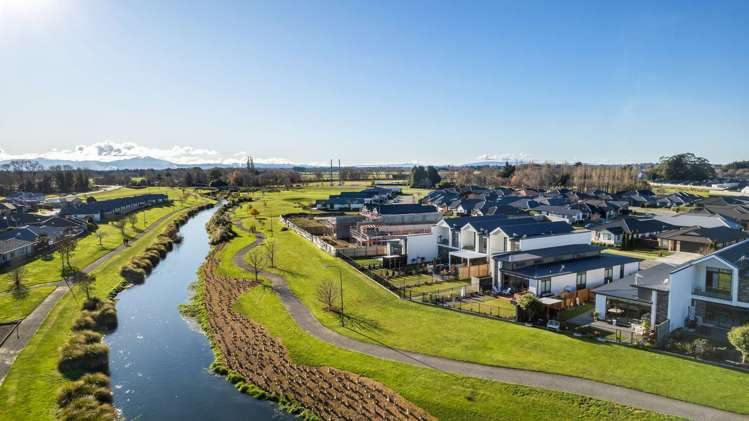 23 Streamside Terrace_0