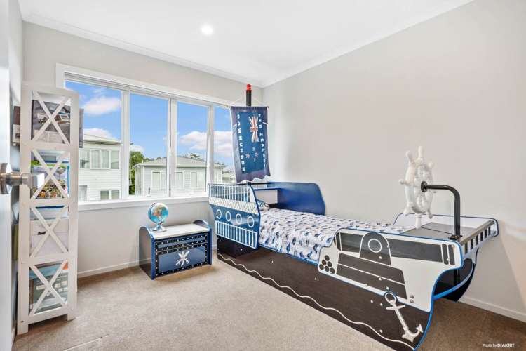5 Manawatere Way Flat Bush_13
