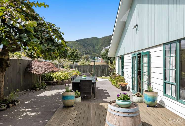 2/118 Whites Line East Waiwhetu_15